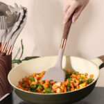 Silicone Cookware Set - Image 9